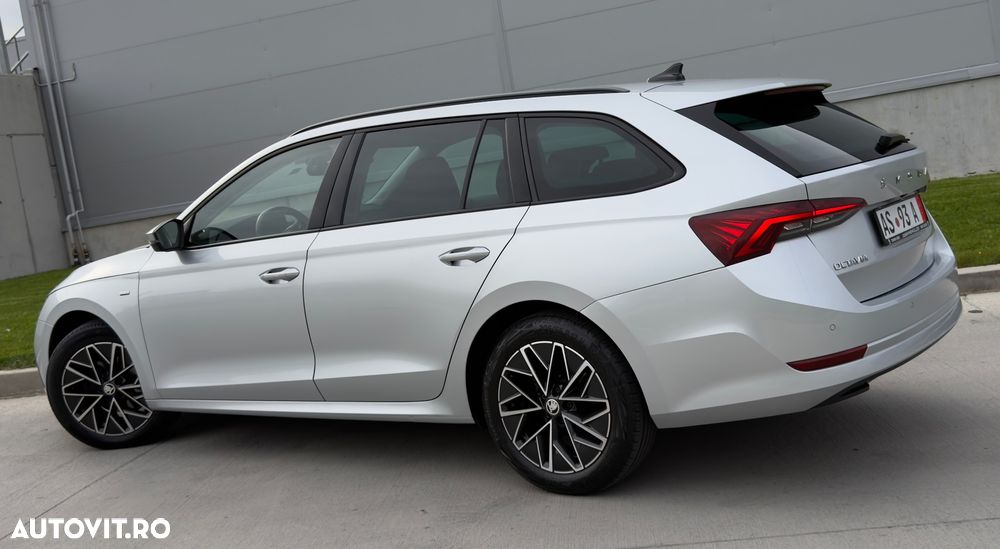 Skoda Octavia 2.0 TDI DSG Clever - 18