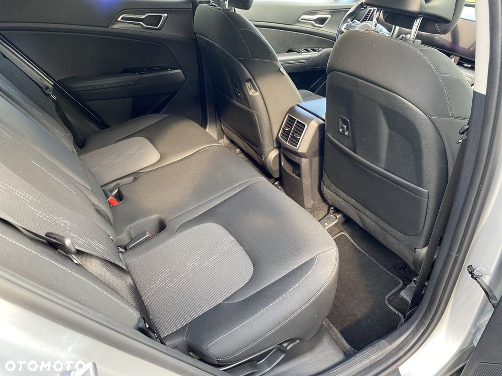 Kia Sportage - 16