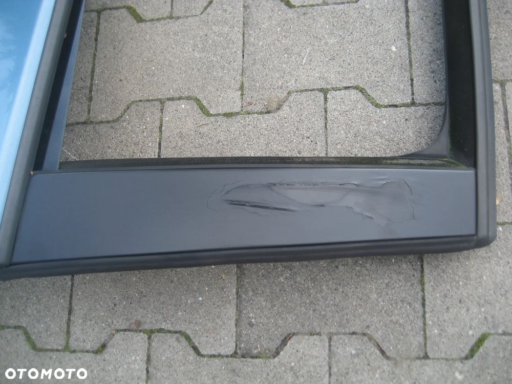vw golf 5 plus 6 plus drzwi tył  prawe kod LA5S - 11