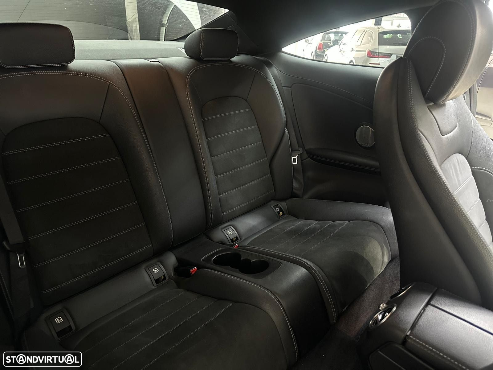 Mercedes-Benz C 250 d Coupe 9G-TRONIC AMG Line - 17