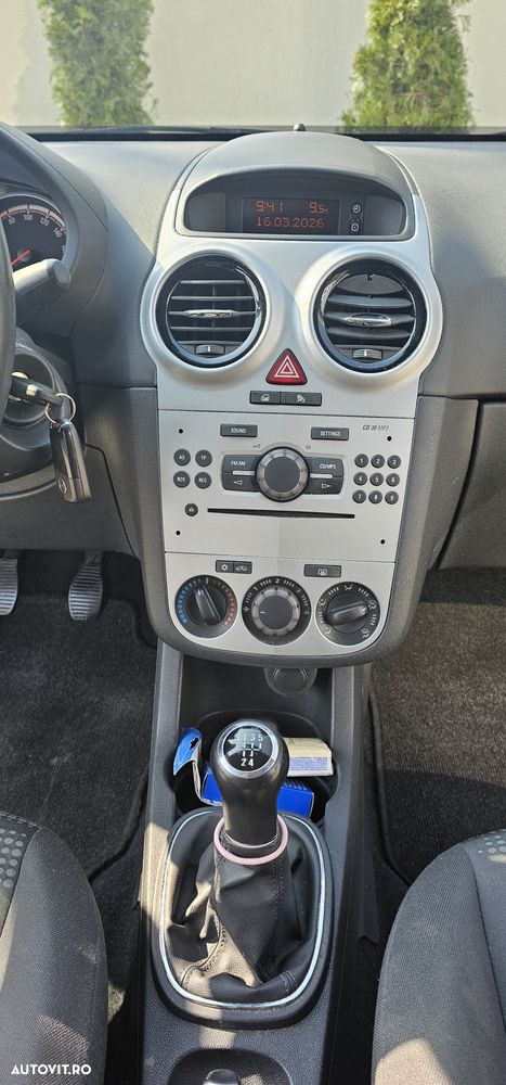 Opel Corsa - 12