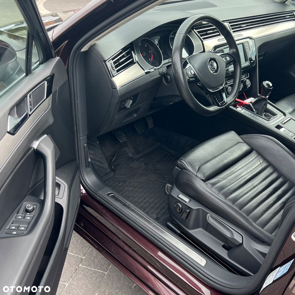 Volkswagen Passat 2.0 TDI BMT Highline - 20