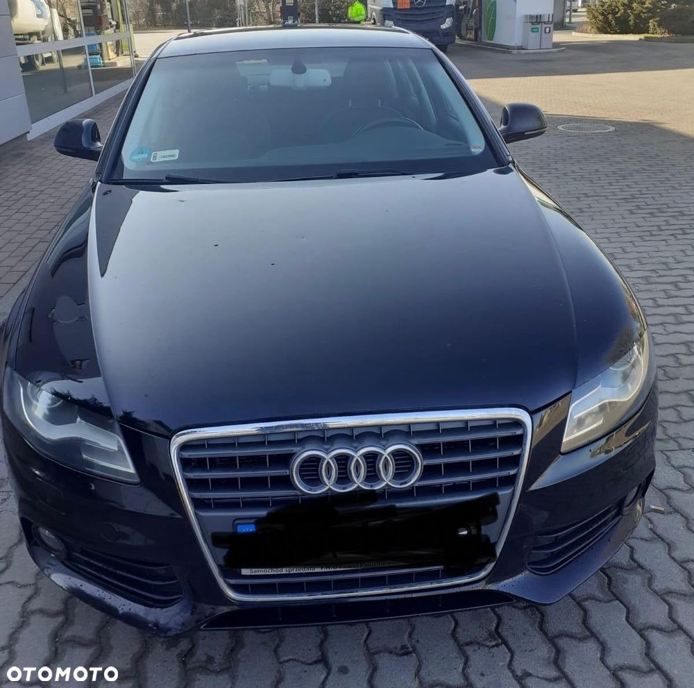 Audi A4 Limousine - 6