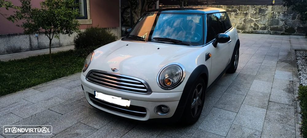 MINI 3 Portas Cooper D Auto - 3