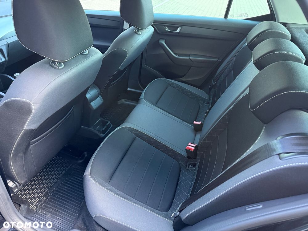 Skoda Fabia 1.0 TSI Ambition Plus - 19