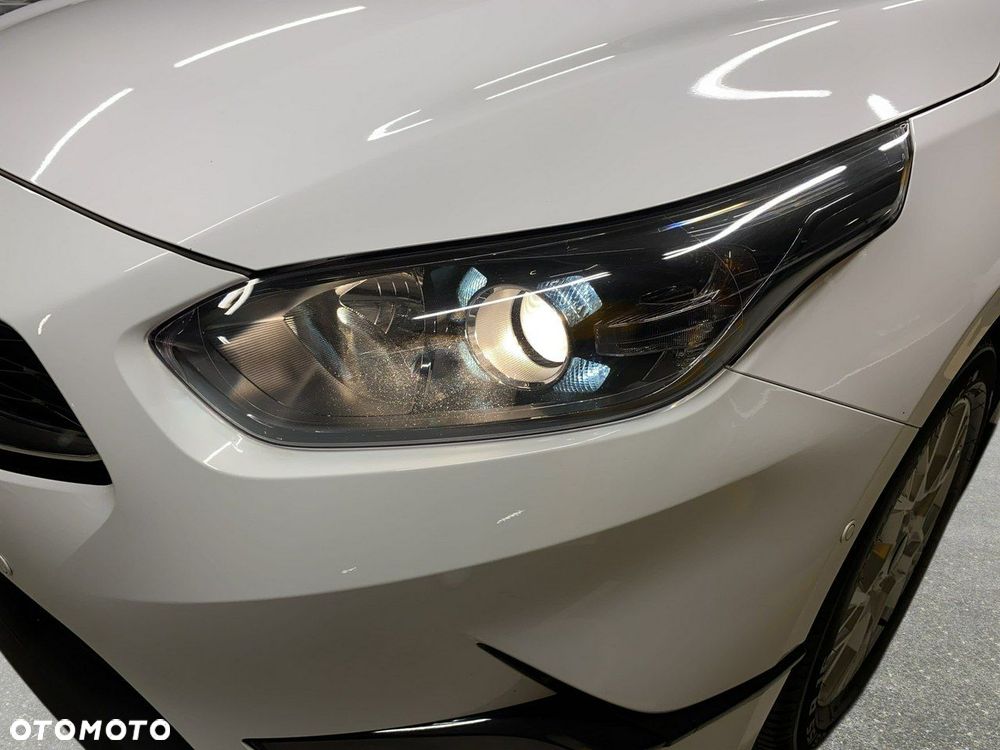 Kia Ceed - 10