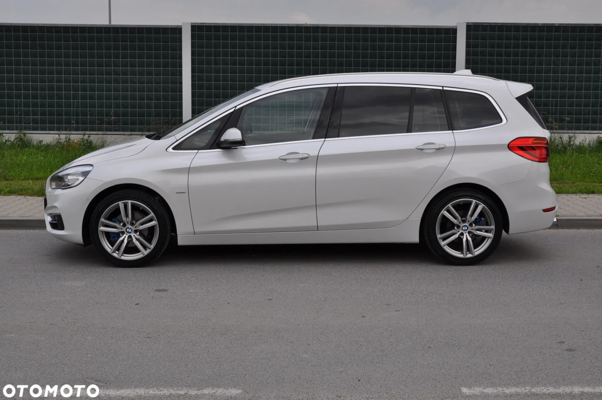 BMW Seria 2 216d Luxury Line - 17