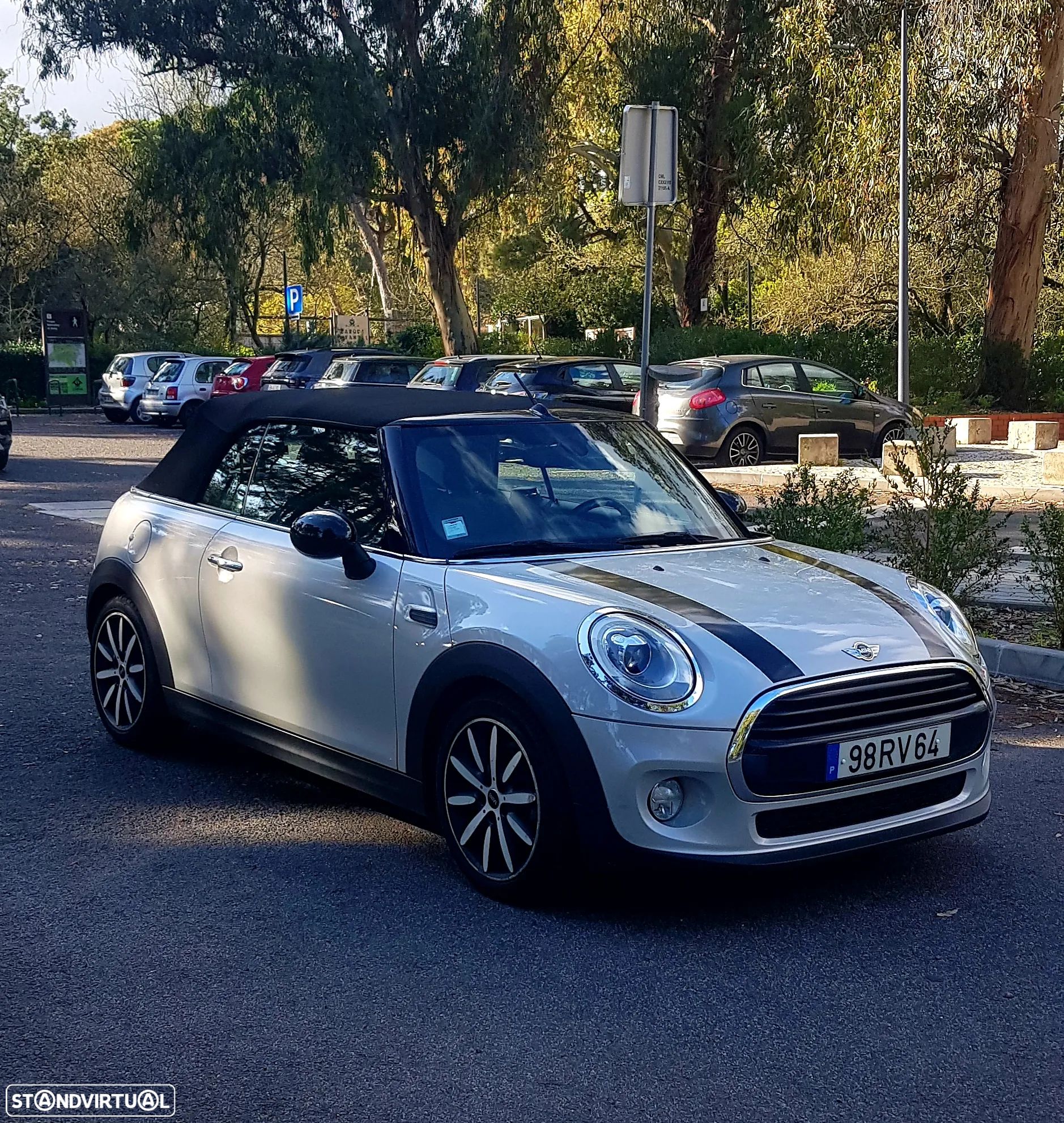 MINI Cabrio Cooper D - 1