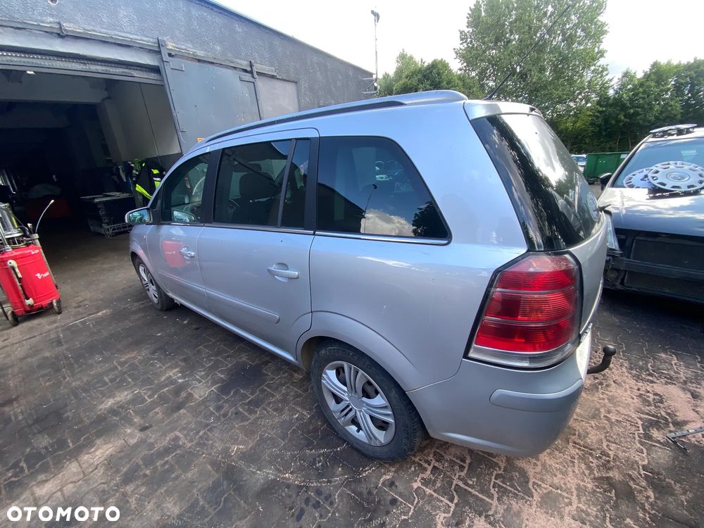 Opel ZAFIRA  B Lift na części - 2