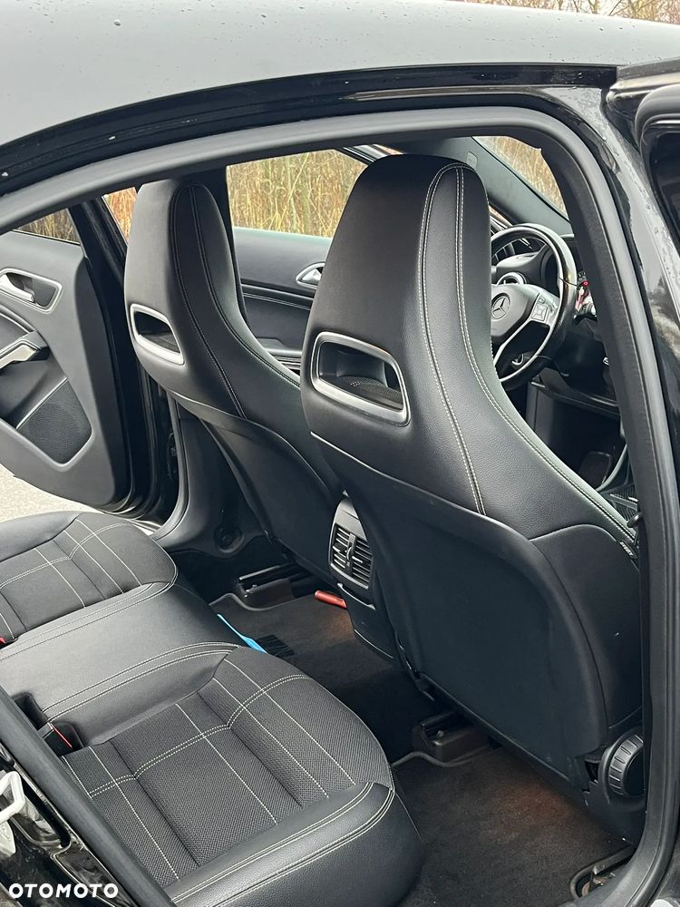 Mercedes-Benz Klasa A 200 CDI (BlueEFFICIENCY) 7G-DCT - 21