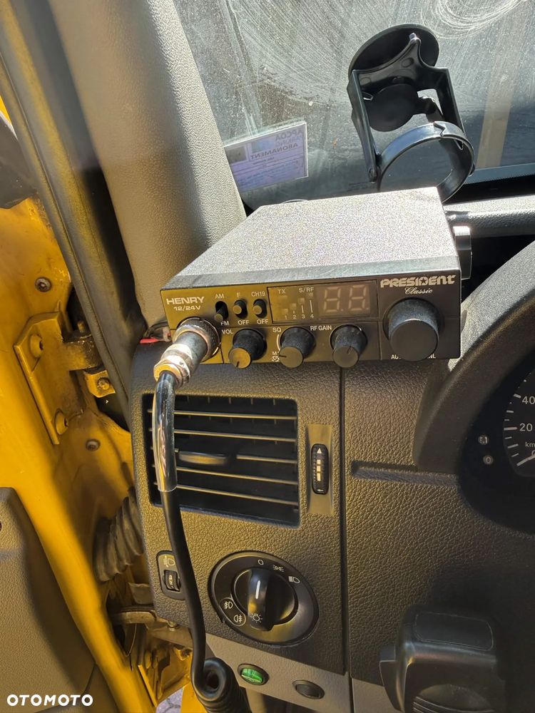Mercedes-Benz Sprinter - 9