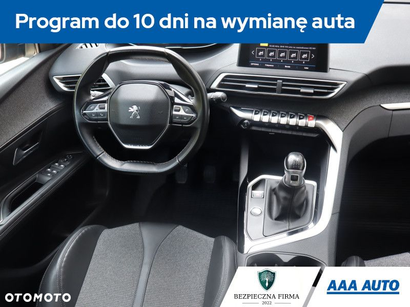 Peugeot 3008 - 8