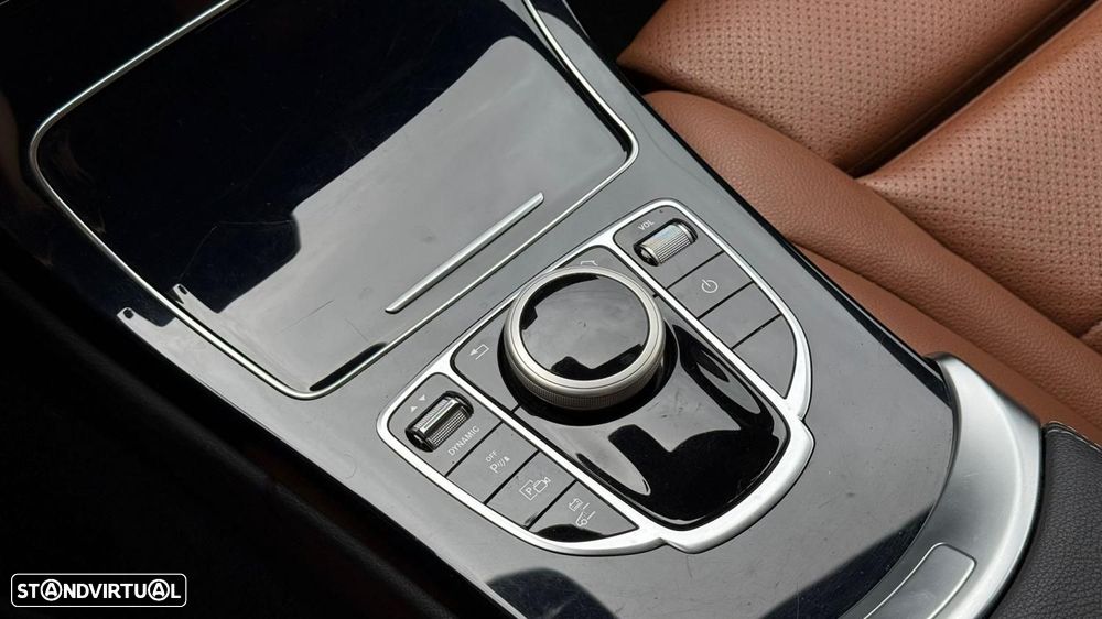 Mercedes-Benz C 300 e AMG Line - 10