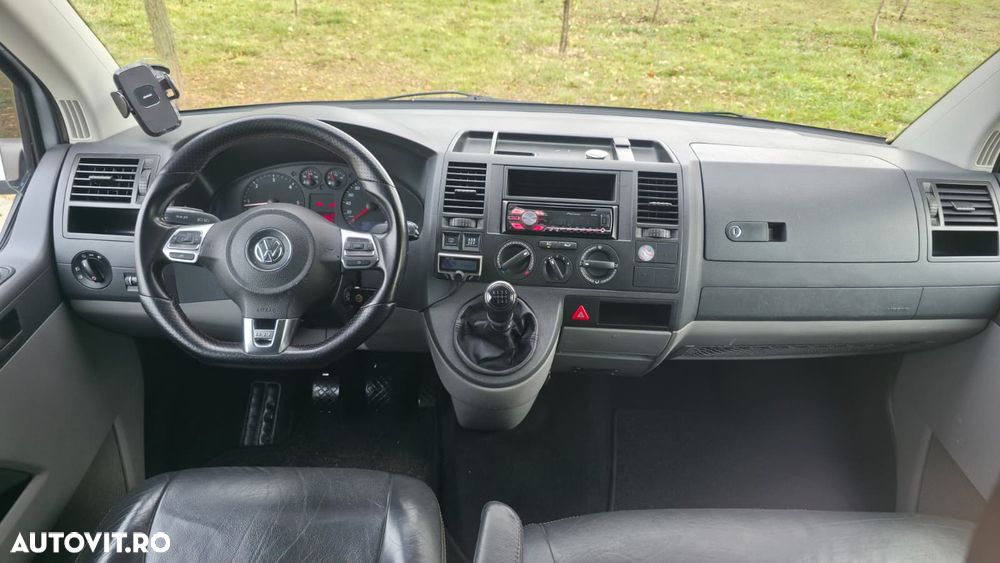 Volkswagen Transporter - 8