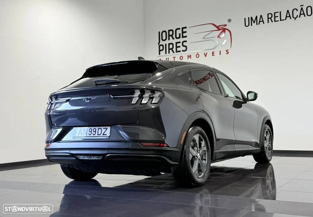 Ford Mustang Mach-E Standard - 13
