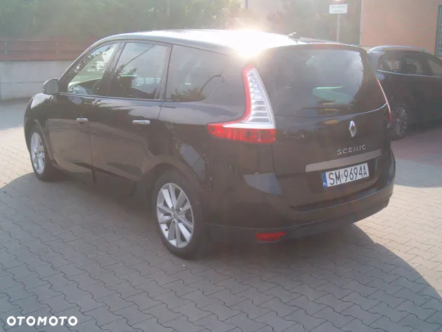 Renault Scenic - 7