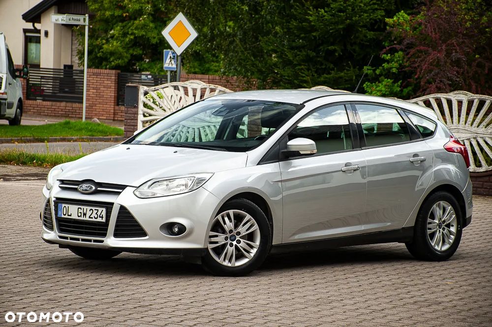 Ford Focus 1.6 TDCi DPF Champions Edition - 10