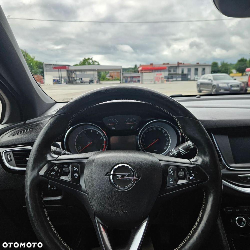Opel Astra - 18