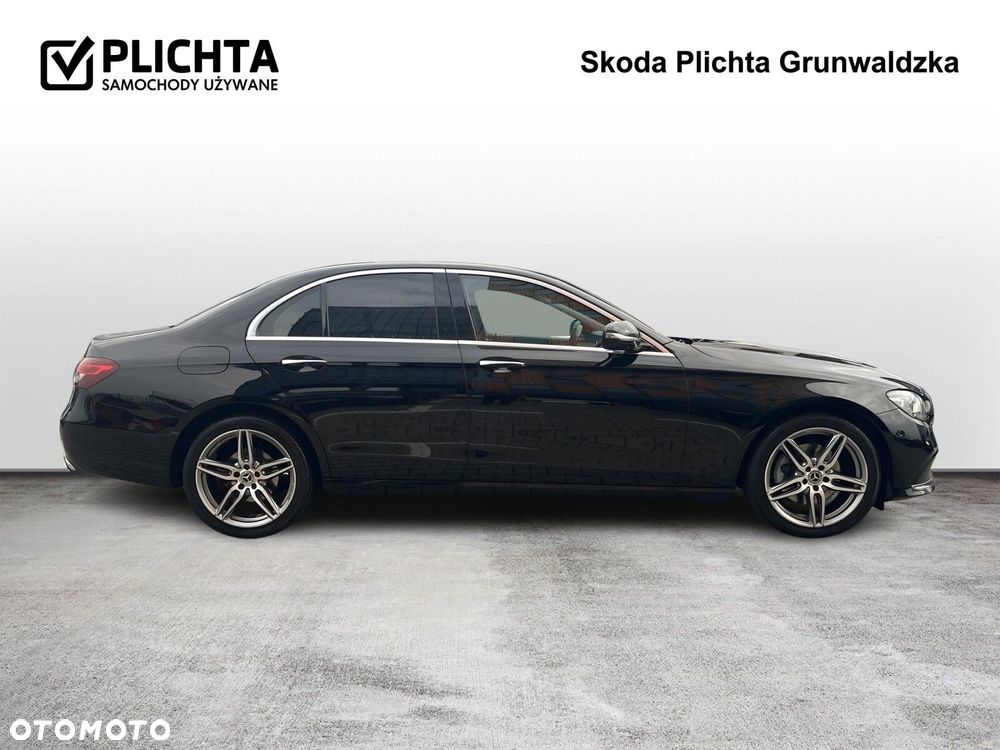 Mercedes-Benz Klasa E 220 d 4-Matic - 6