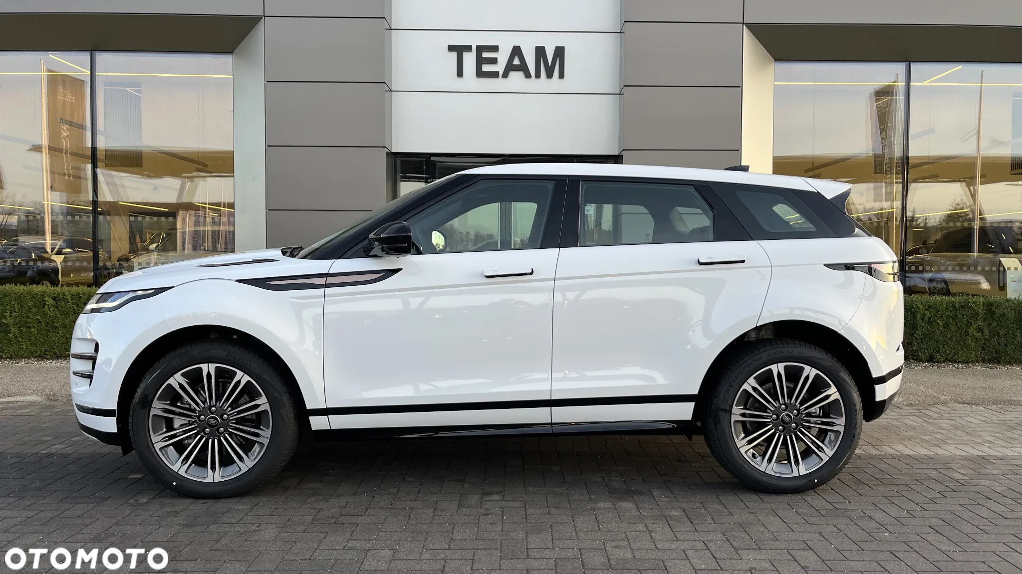 Land Rover Range Rover Evoque - 7