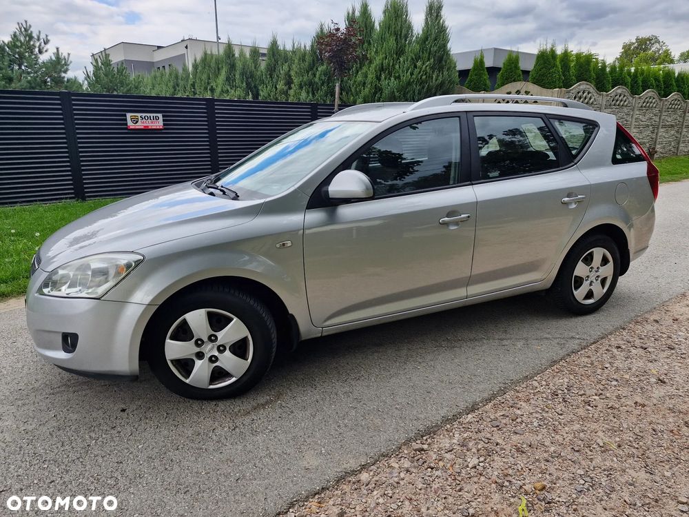 Kia Ceed 1.6 Crdi Comfort - 4