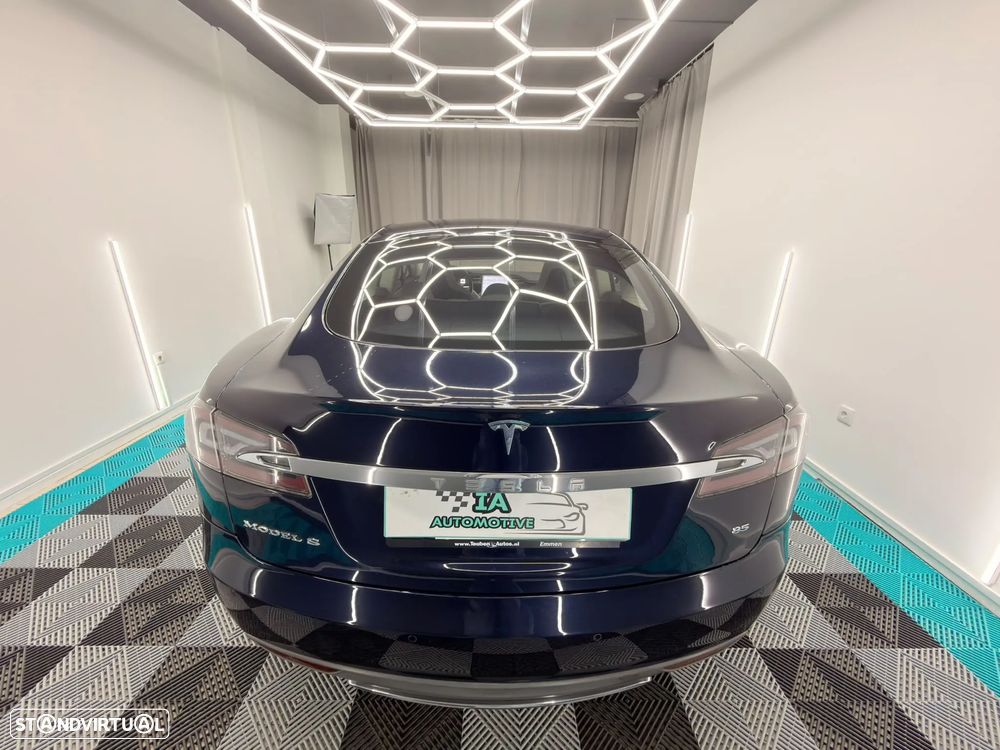 Tesla Model S 85 - 7