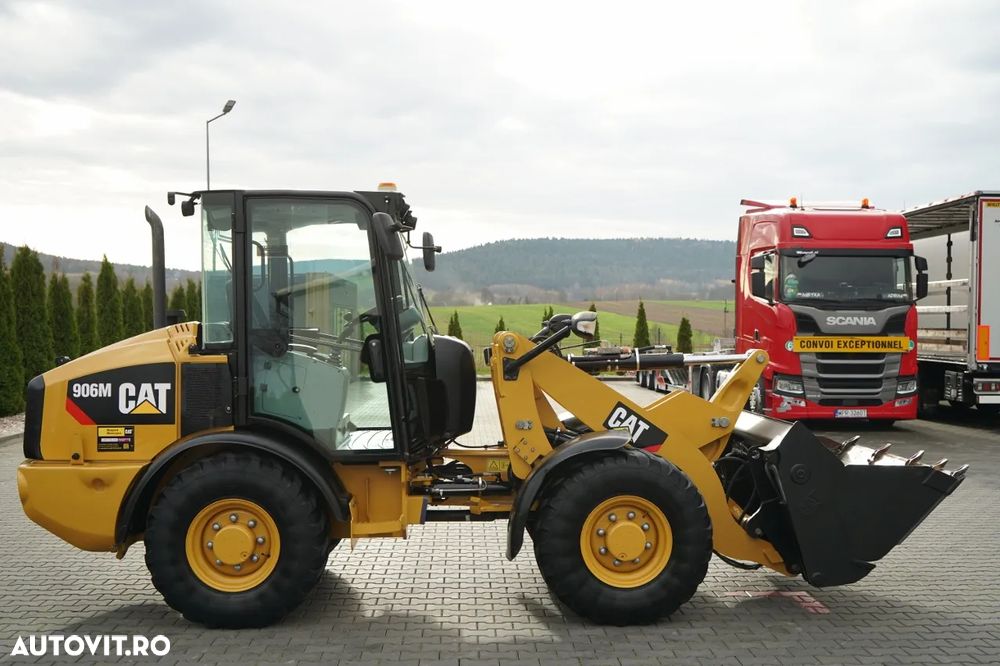 Cat 906M / ÎNCĂRCĂTOR PE ROȚI / 2019 / CUPĂ CU FALCI / - 12