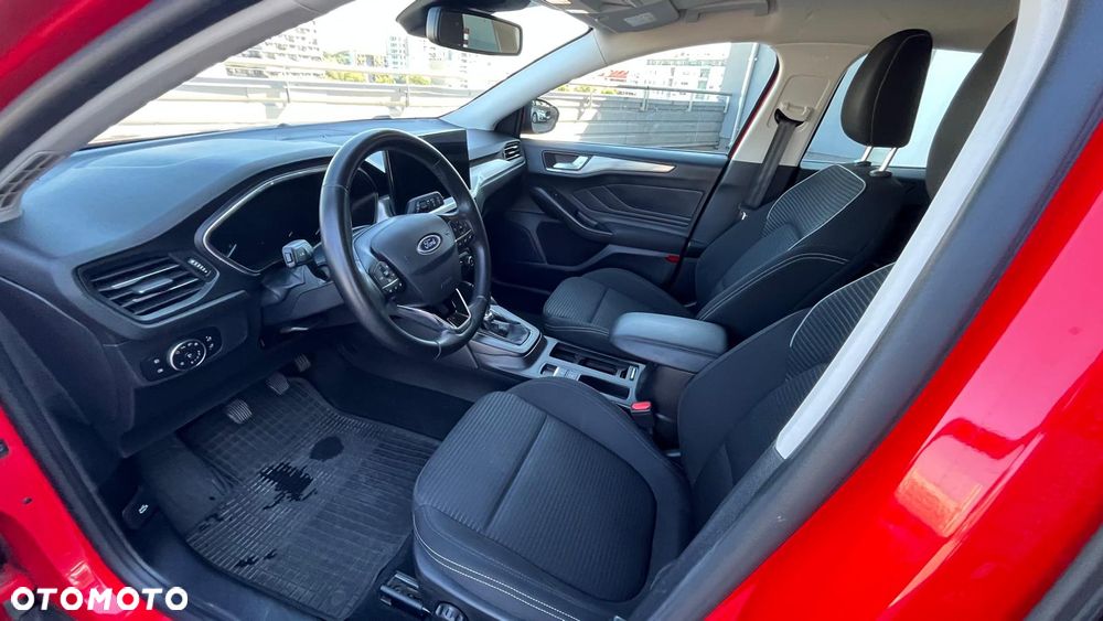 Ford Focus 1.0 EcoBoost Titanium X - 19