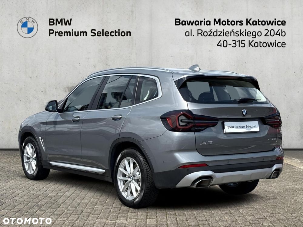 BMW X3 xDrive20i mHEV - 3