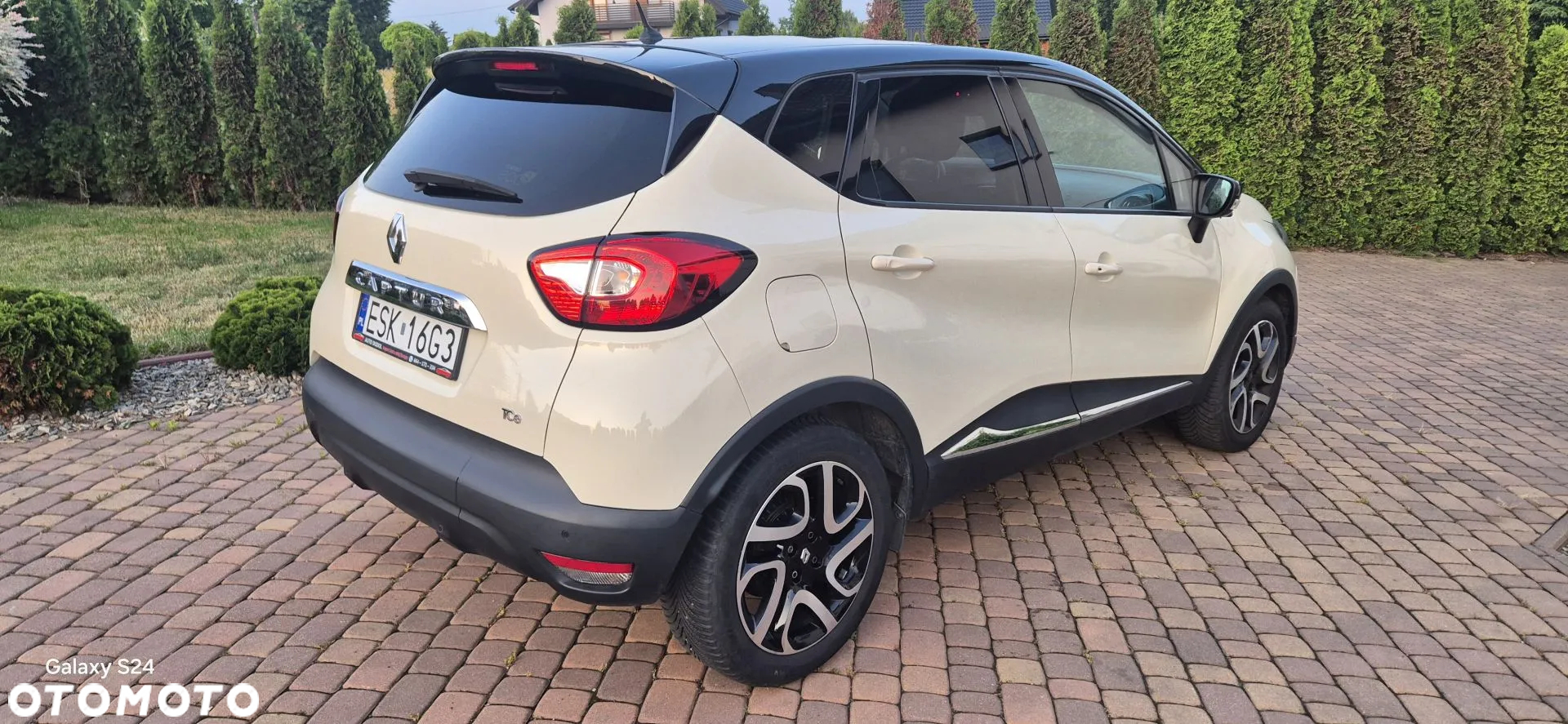 Renault Captur 0.9 Energy TCe Helly Hansen - 5
