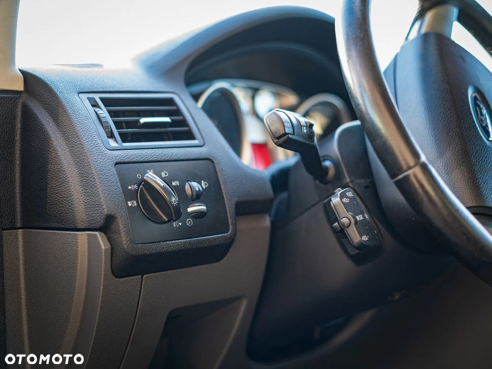 Ford Kuga - 18