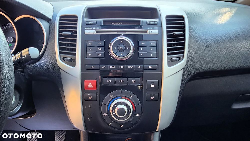 Kia Venga 1.4 CVVT ISG Vision - 13