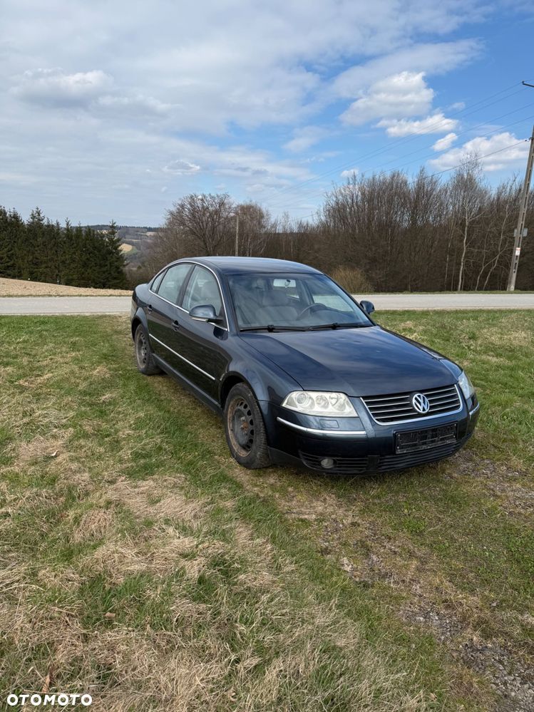 Volkswagen Passat - 2