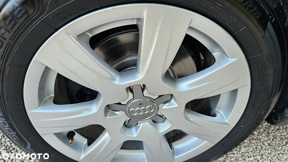 Audi A3 Sportback 1.6 Ambiente - 32