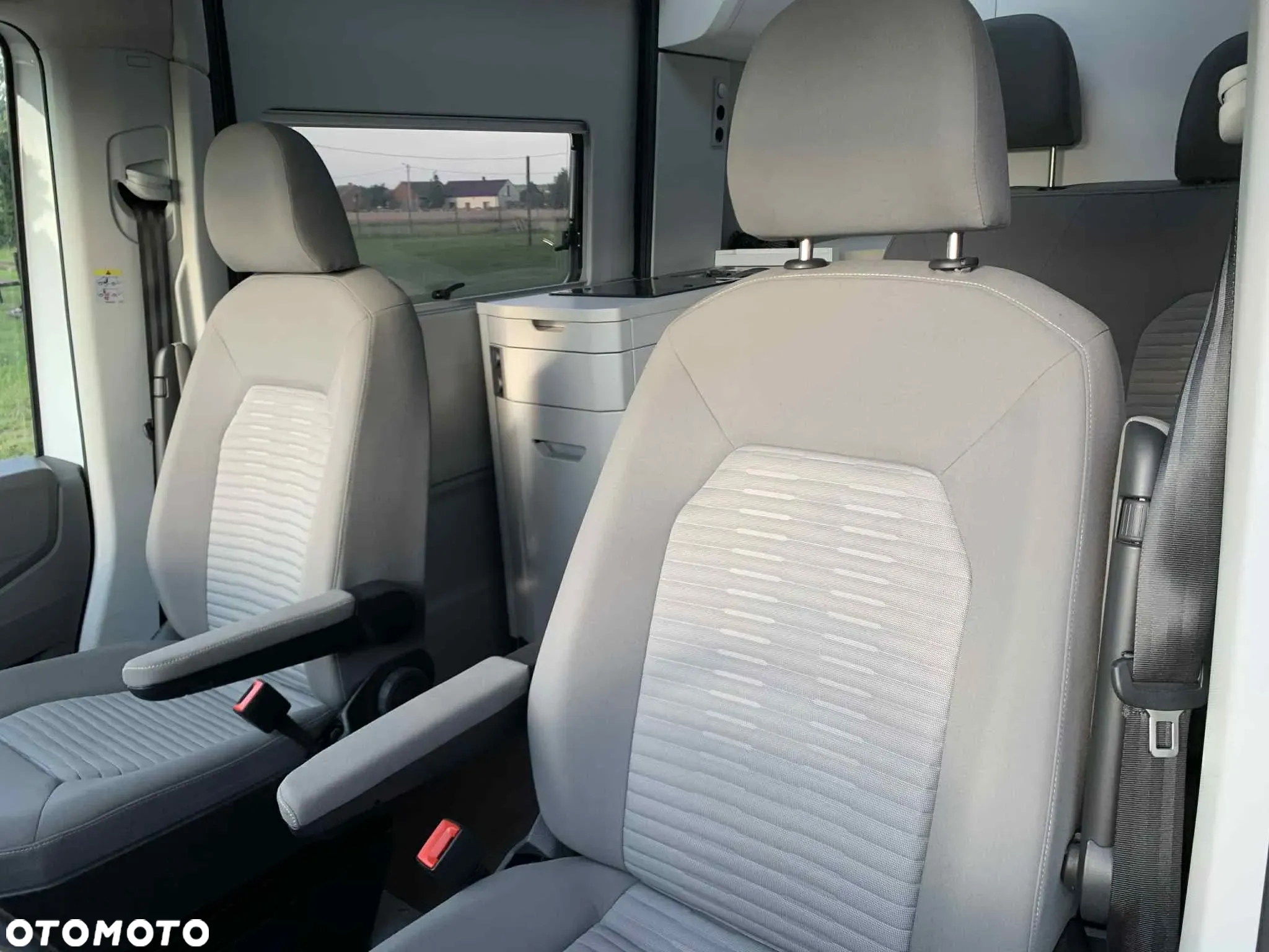 Volkswagen Grand California _ KAMPER _ Full Wersja _ 4 Osobowy - 17