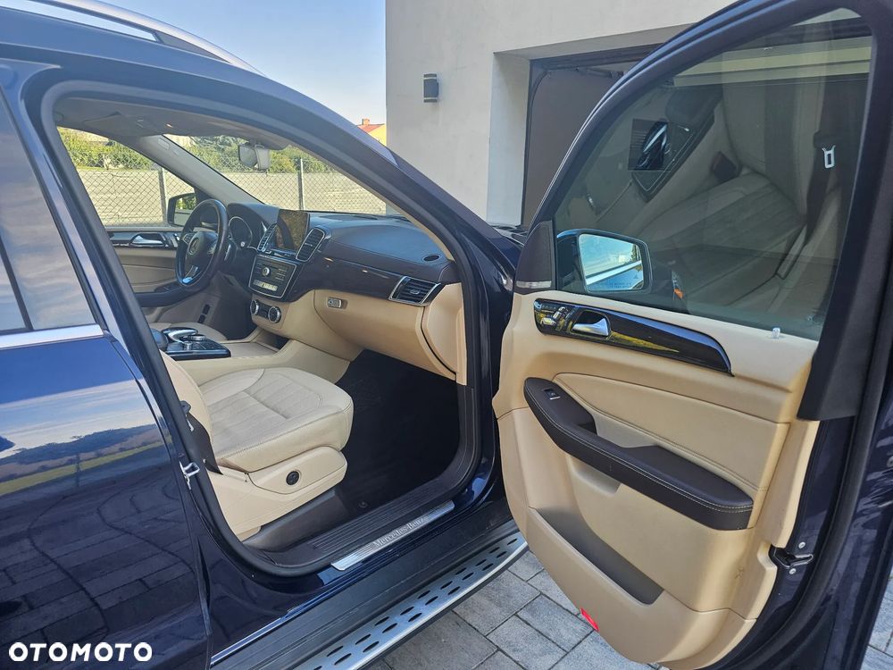 Mercedes-Benz GLS 450 4Matic 9G-TRONIC - 27
