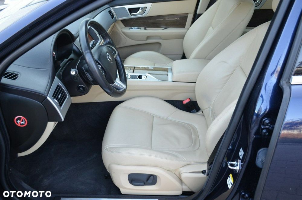 Jaguar XF - 28