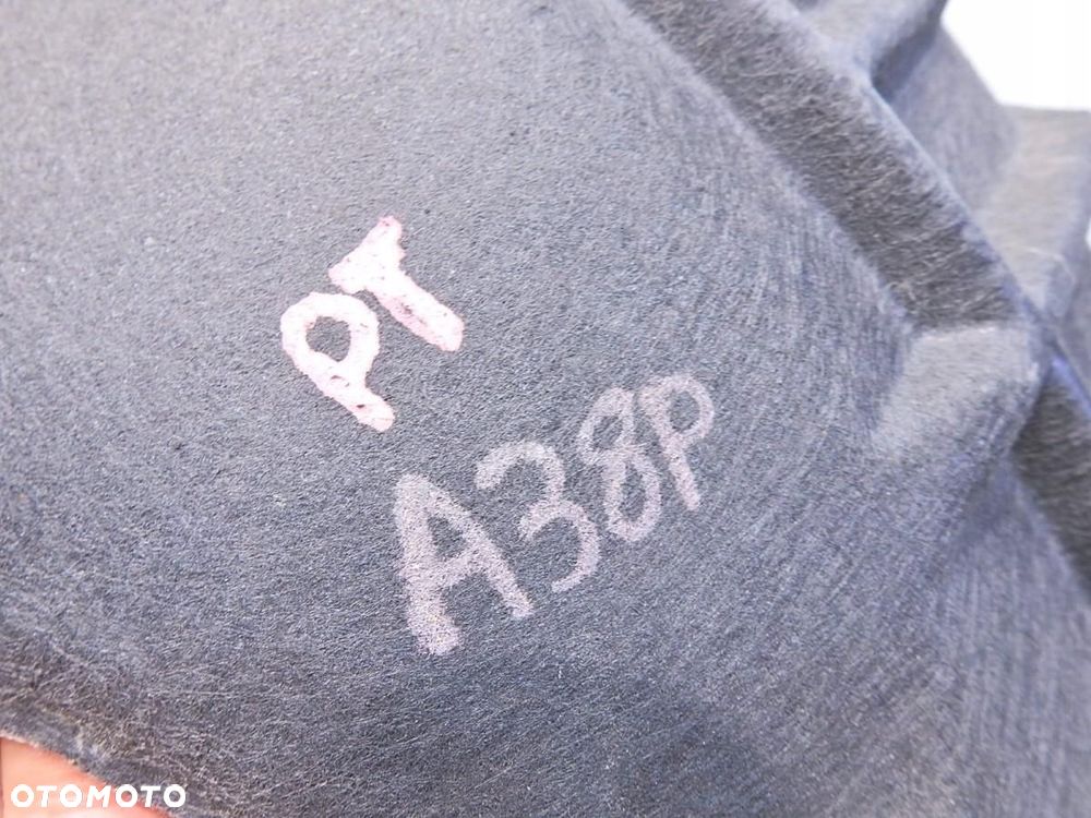 NADKOLE PRAWY TYŁ AUDI A3 8P - 2