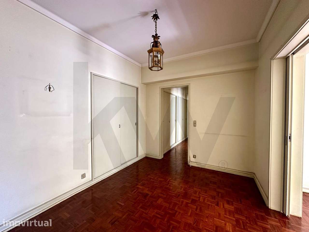 Apartamento T3+1 com 142m2, varandas e  arrecadação de 20m2 , com luz - Grande imagem: 2/33