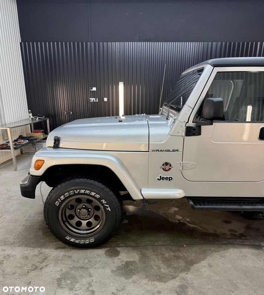 Jeep Wrangler 4.0 Sahara - 15