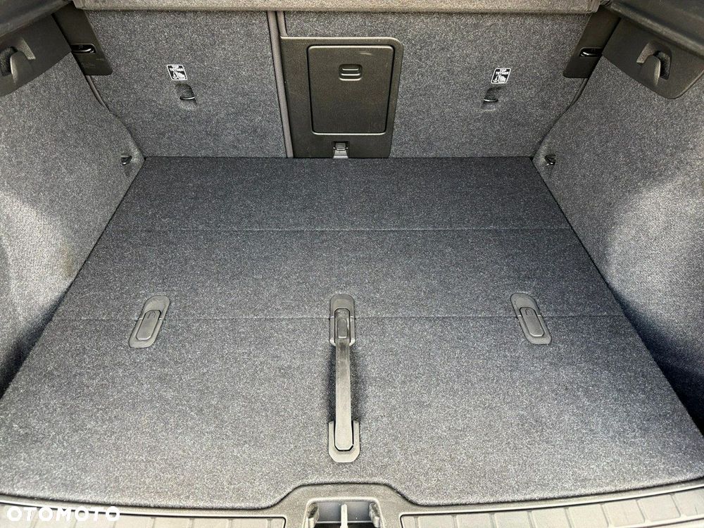 Volvo XC 40 - 13