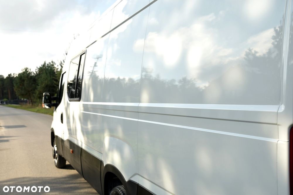 Iveco DAILY 35-210 * HiMATIC  * BRYGADOWY 6 osób * NAVI * MAX * BLIŹNIAK * SUPER STAN! - 16