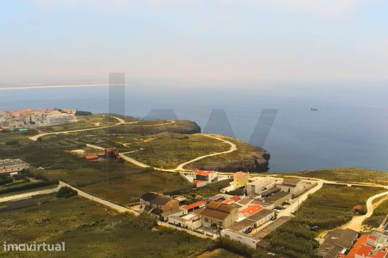 Terreno com classificação "Espaço urbanizável", 2ª linha de mar - Cent - Grande imagem: 5/19