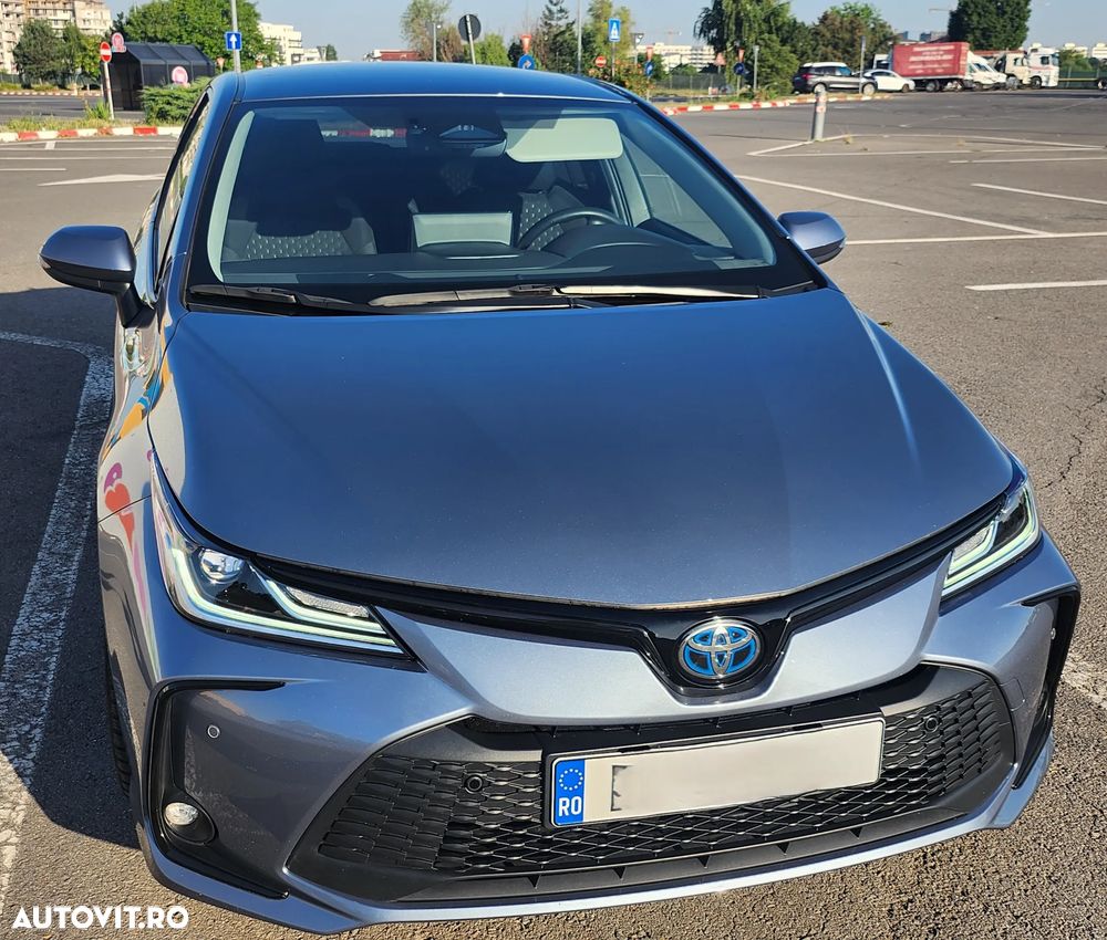 Toyota Corolla - 1