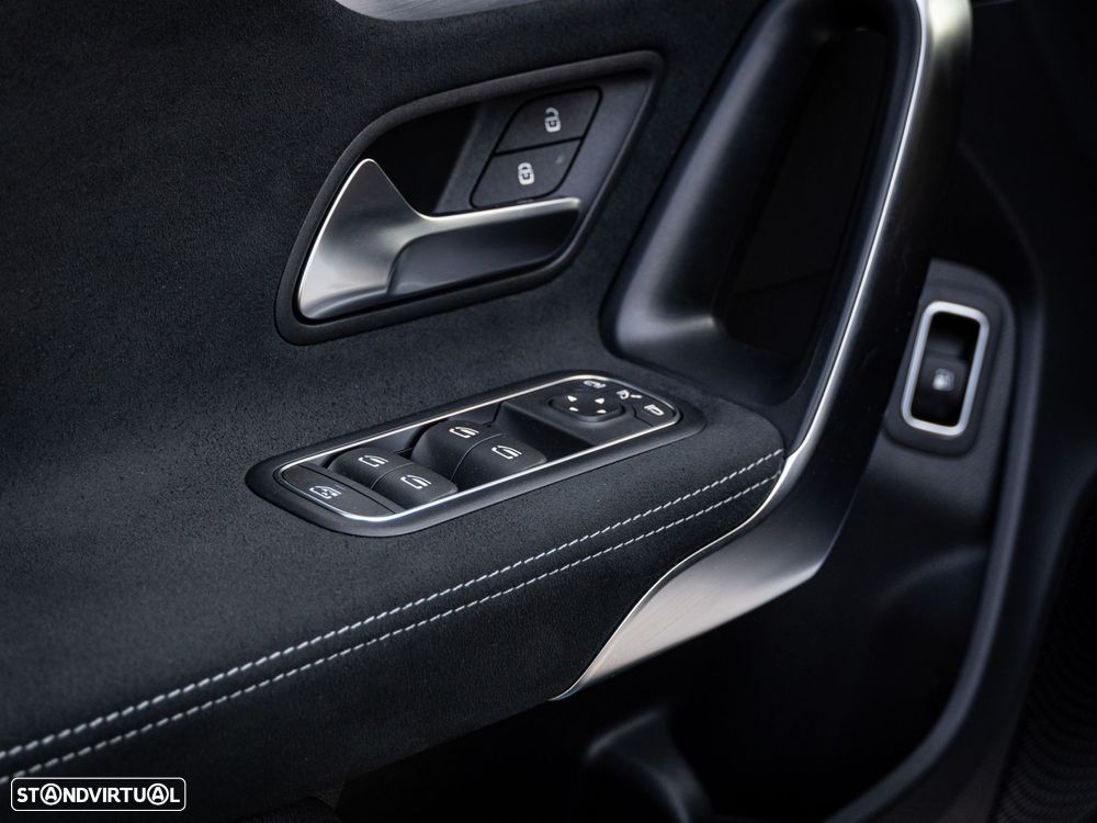 Mercedes-Benz CLA 250 - 8