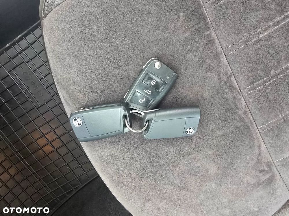 Skoda Octavia 2.0 TDI 4x4 DSG L&K - 15