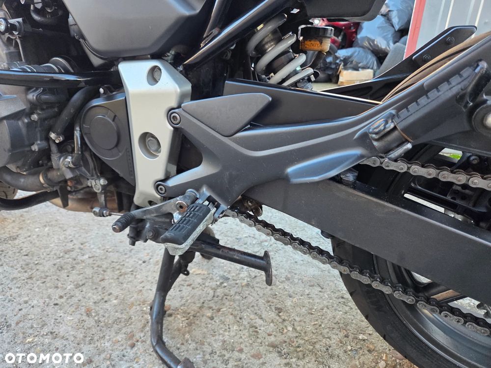 Honda CBF - 22