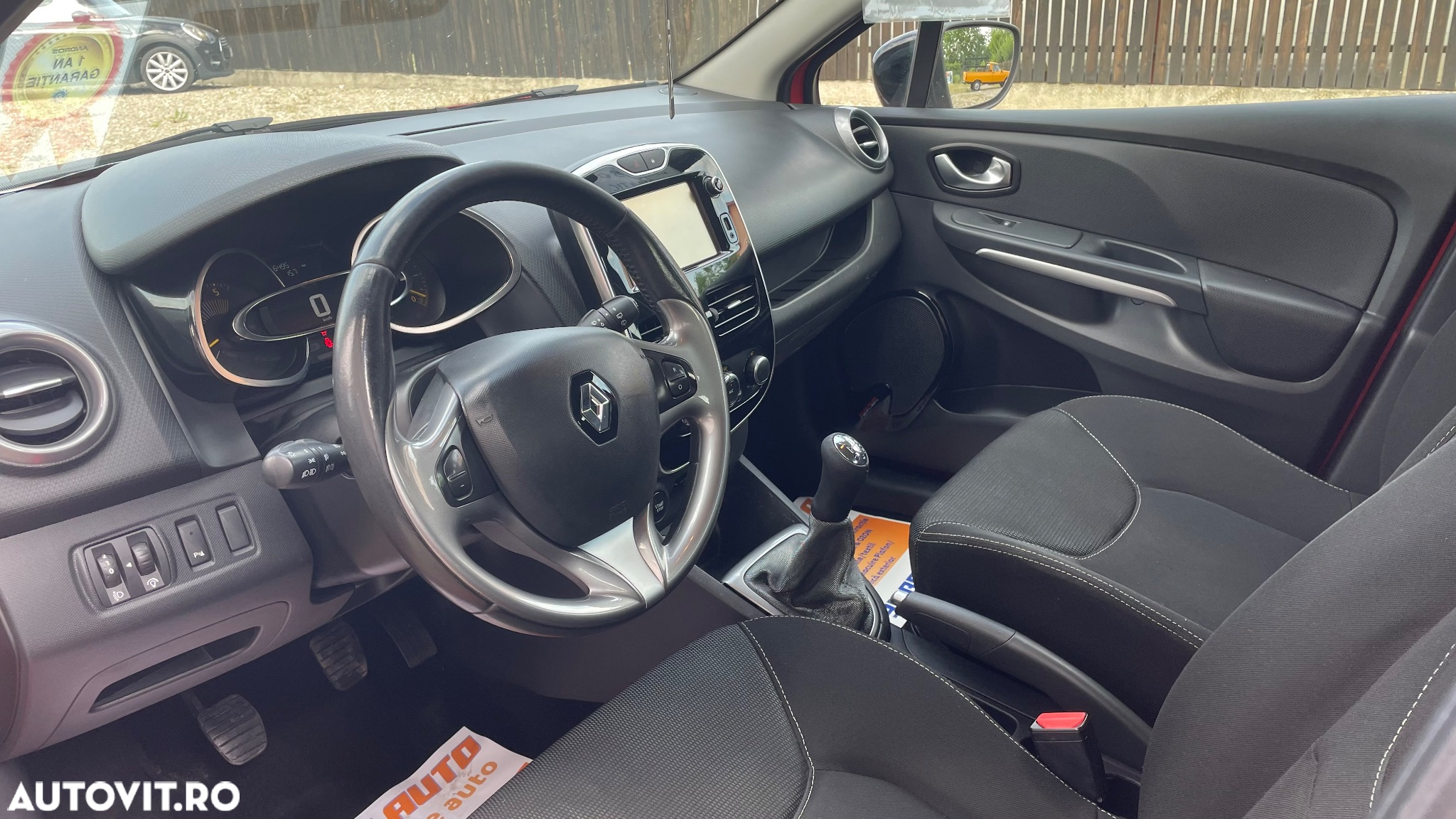 Renault Clio IV 1.5 dCi Intens - 11