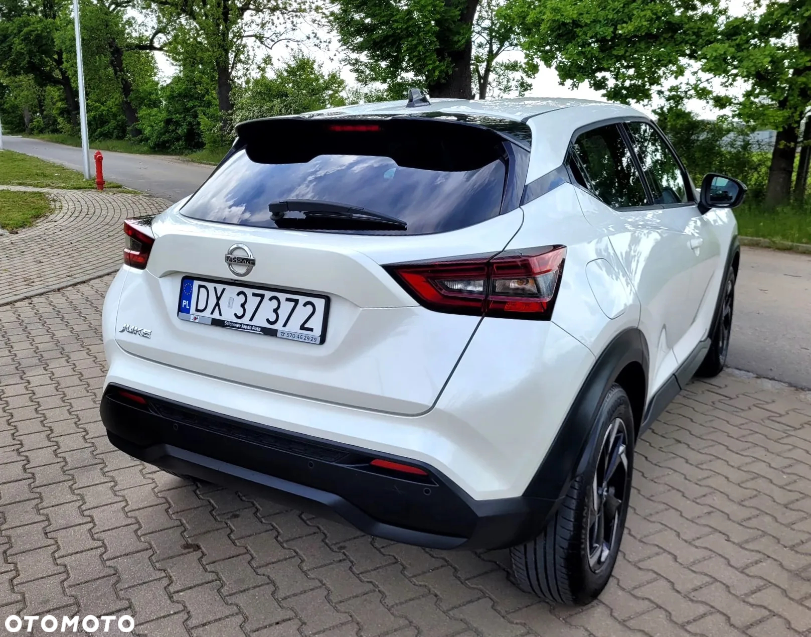 Nissan Juke 1.0 DIG-T N-Connecta - 12
