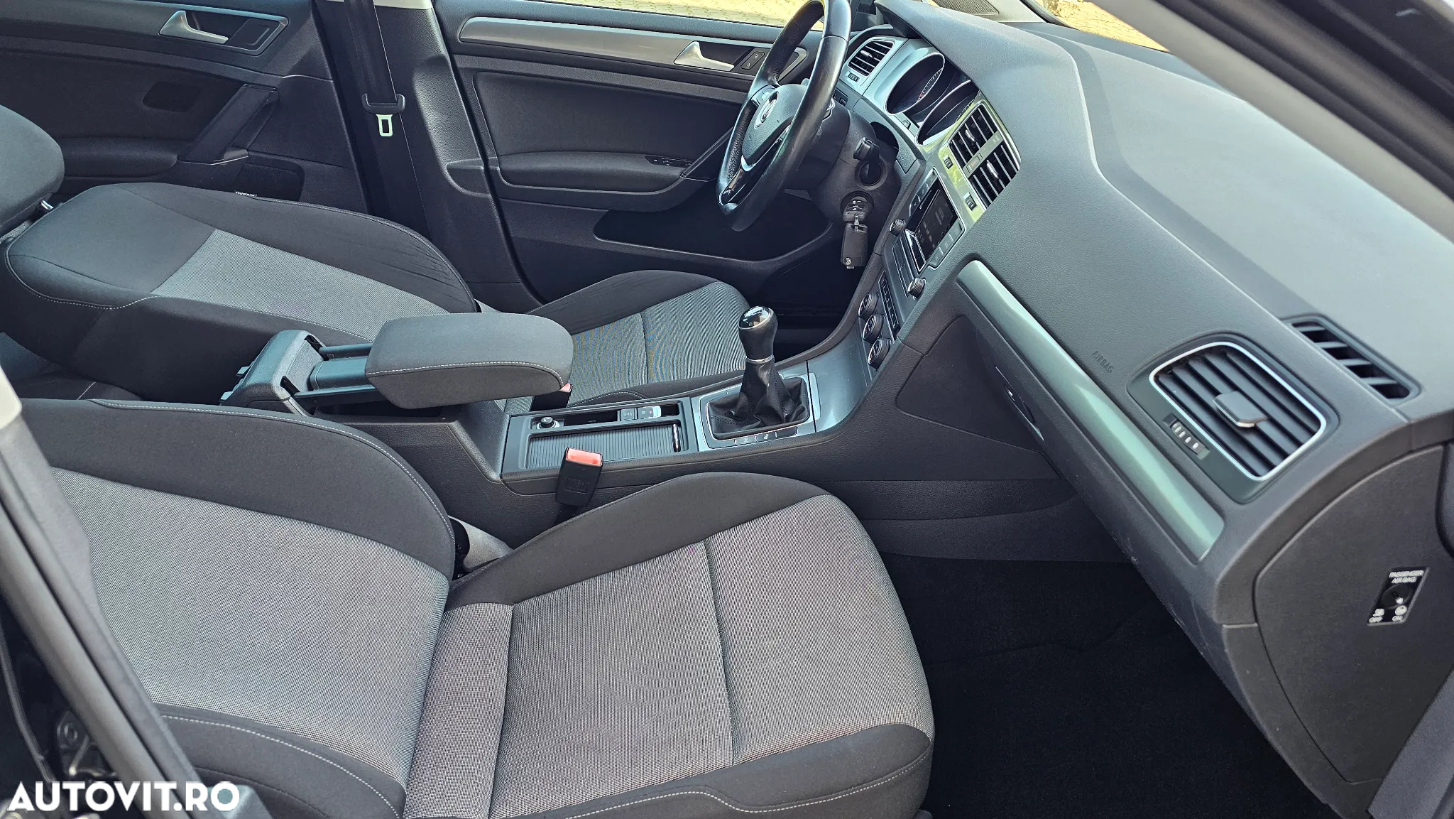 Volkswagen Golf 1.2 TSI BlueMotion Technology Highline - 13